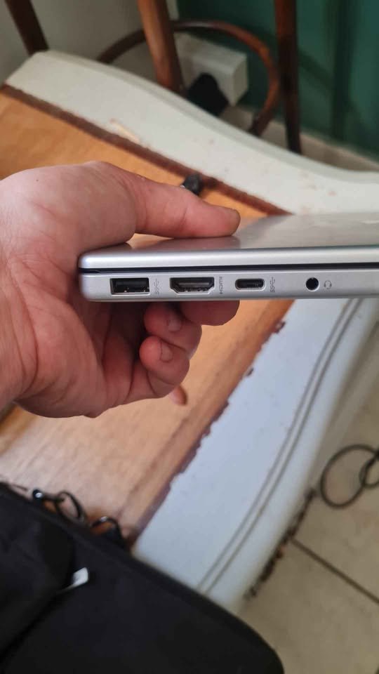 HP 14 Core i7 Laptop right side ports including USB-A 3.0, full-size HDMI, USB-C, and 3.5mm headphone jack