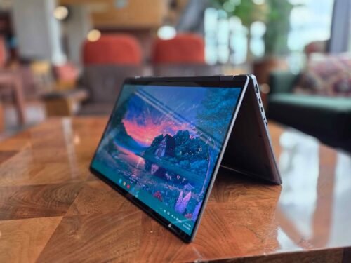 <strong>08. ASUS Vivobook 14 Flip (Intel Core Ultra 7 256V)</strong>