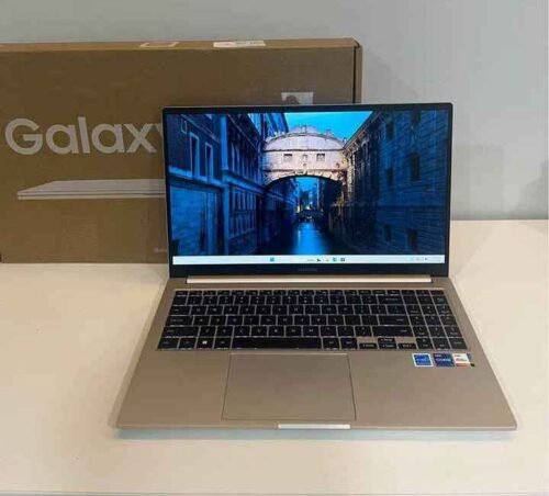 <strong>03. Samsung Galaxy Book 4 with Core i7-1355U</strong>